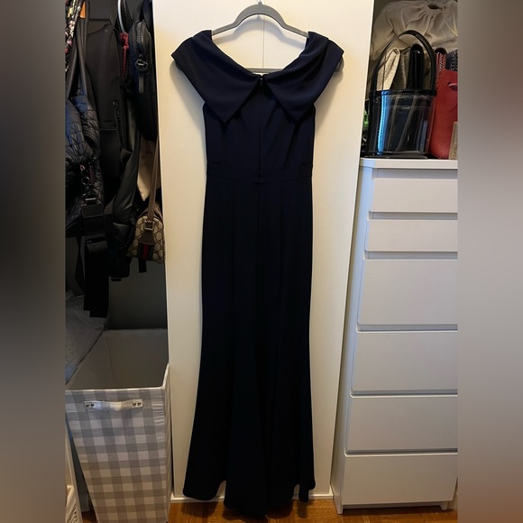 Aqua Off-The-Shoulder Gown - Navy, Size 2 - Picture 7 of 9